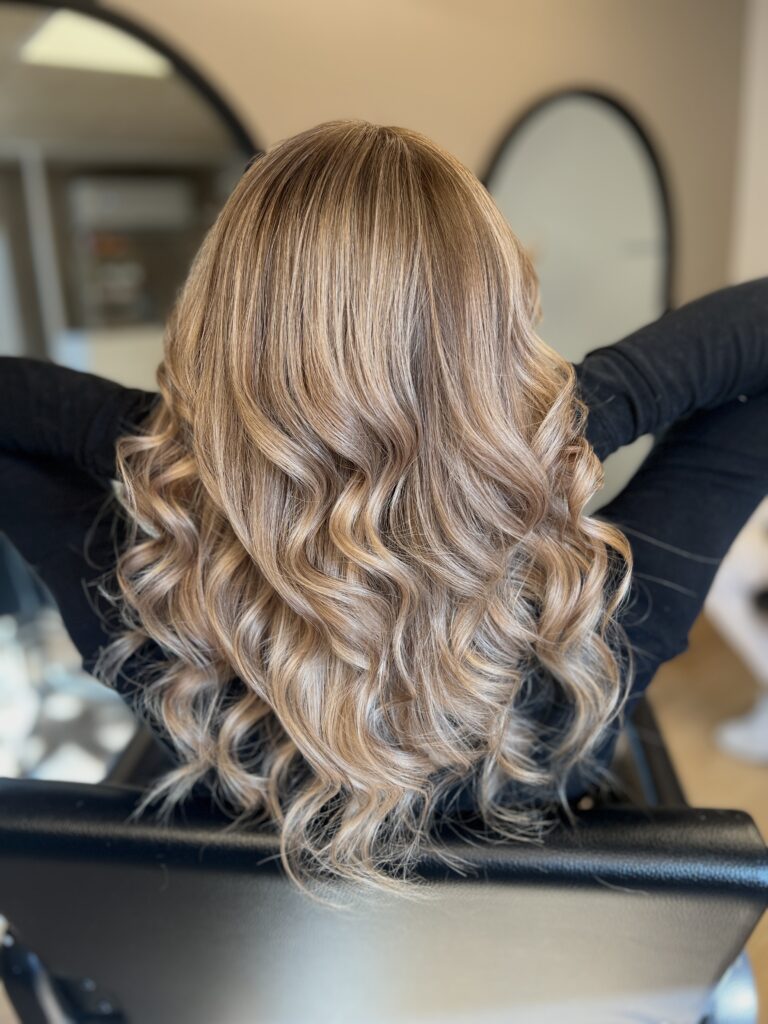Balayage i Hjørring udført hos Hjelm Studio