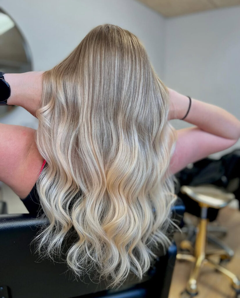 Balayage i Hjørring udført hos Hjelm Studio