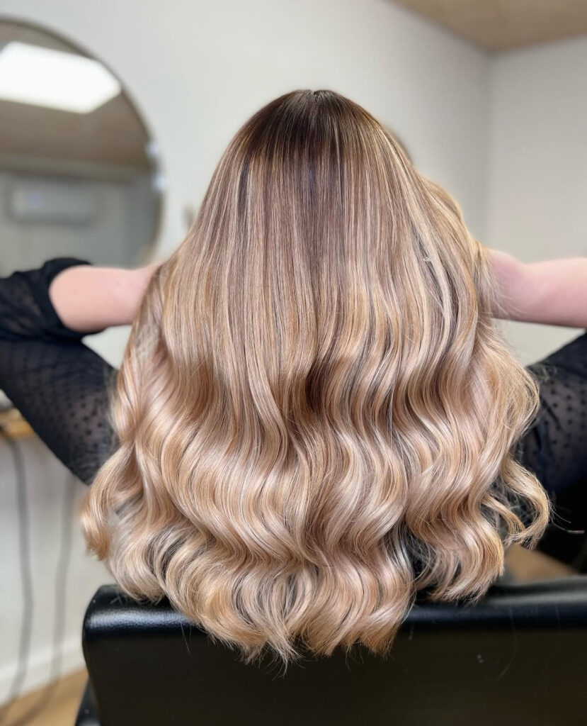 Balayage i Hjørring udført hos Hjelm Studio